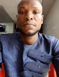 Theresa Henshaw's Instagram, Twitter & Facebook