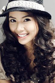 Chùm ảnh Kiều Khanh trước ngày thi HHTG