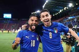 Ed è anche tornato il pubblico, pari al 25% della capienza dell'impianto (foto). Turchia Italia Dove Vederla Rai O Sky Canale Tv Diretta Streaming Formazioni Della Partita Goal Com