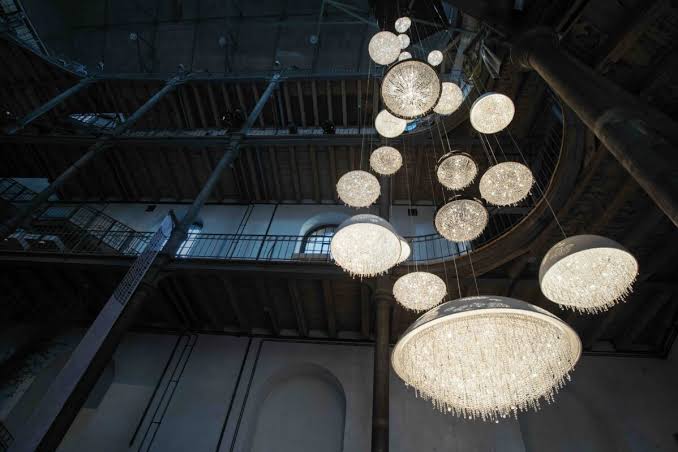 Bespoke Lighting in 2025: Why Customization is the Key to Unparalleled High-End Design | Manooi Crystal Chandeliers