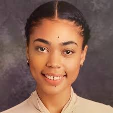 Jasmine Whyte's Instagram, Twitter & Facebook