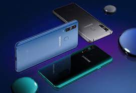 Samsung Galaxy A8s: Erstes Loch-Handy ...
