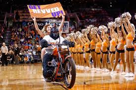 Bleacher creatures phoenix suns mascot gorilla 10 plush figure. Suns Gorilla Streetwear Boutique Guest List Sign 1st Ever Mascot Endorsement Deal Bleacher Report Latest News Videos And Highlights