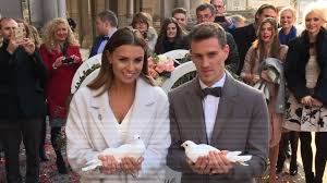 Hochzeit In Koln Simon Zoller Gibt Laura Wontorra Das Ja Wort