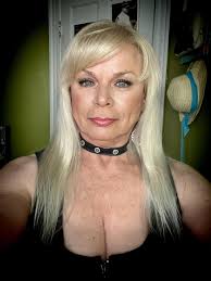 Getting ready to be prerecorded for Fear & Fascination: Horror & Sci-Fi  Unleashed by host Jennifer Devoe Muse. Show info to be posted after the  interview. #ko #tv #podcast #kadrolshaonacarole #queenoftheparanormal