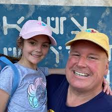 Bonnie Cribbs's Instagram, Twitter & Facebook