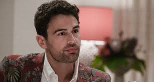 The White Lotus, tanta Italia e la censura al nudo «Troppo aggressivo»