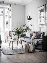 L'unione del grigio con i toni perla, grafite o antracite sembra avere. 10 Idee Per Abbinare Il Divano Grigio