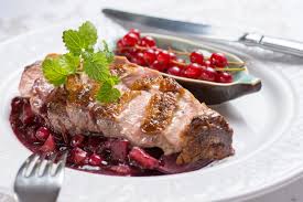 5 Recettes Salees Et Acidulees Aux Groseilles 4 Photos Sauce Vin Rouge Fromage Blanc Sauce Au Vin