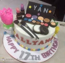 Looking for online birthday cakes for girls? Coolest Homemade Diva Glamour And Spa Cakes