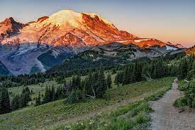 Spectacular sunrise is the second most popular destination at mt rainier, after paradise. Photography In The National Parks Capturing Sunrise Sunset And The Milky Way At Mount Rainier S Sunrise Area
