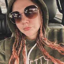 Katrina Daigle's Instagram, Twitter & Facebook