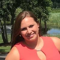 Renee Kramer's Instagram, Twitter & Facebook