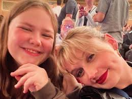 Lillian Grace Carlson (@lillian_grace_carlson) • Instagram photos and videos