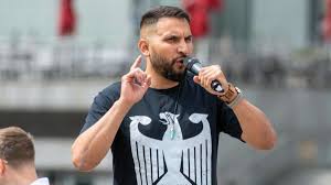 Jul 26, 2021 · etwa 65.000 menschen feierten am wochenende den christopher street day (csd) in berlin. Attila Hildmanns Corona Karriere Scheint Vorbei Veganster Fuhrer Der Herzen Auf Der Flucht Kolumnen