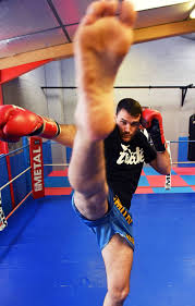 L'équipe de la rédaction d'africa top sports. Originaire De Limoges Dimitri Masson A Conquis La Thailande Limoges 87000