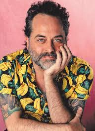 David Caran's Instagram, Twitter & Facebook