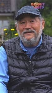 Raymond Lizama's Instagram, Twitter & Facebook