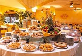 Montaje De Mesa Para Buffet Protocolo Pinterest Buffet Breakfast Buffet And Breakfast