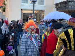 Maps of ashland there is so much to explore in ashland from the natural beauty to the historic districts. Creepy Creative Costumes Parade Through Ashland S Downtown Halloween Party Oregonlive Com
