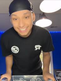 P Diddy... @chino🪐 @Dkane @FaZe Rug@Shawty bae 🤍 idk who is the other  person.... #usa #icebucketchallenge #pdiddy #edwinicebucketchallenge  @EdwinRG🥷