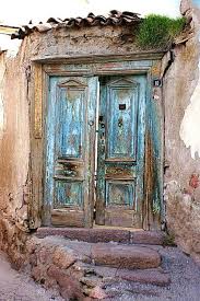 Pin By Rezzan Akin On Doors Windows And Houses Of Turkey Rustic Doors Cool Doors Old Doors