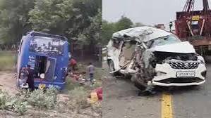 ہریانہ سے بہار جانے والی بس ڈیوائیڈر توڑ کر کار سے ٹکرا گئی، پانچ افراد کی موت، اناؤ میں آگرہ لکھنؤ ایکسپریس وے پر پیش آیا حادثہ