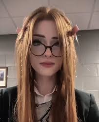 Brianna Clements's Instagram, Twitter & Facebook