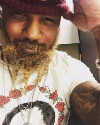 Alex Kyle's Instagram, Twitter & Facebook