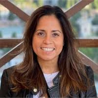 Jennyfer Velez's Instagram, Twitter & Facebook