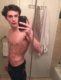 Nudes do delicioso ator Cooper Koch pelado vazadas na net - Foto de Penis