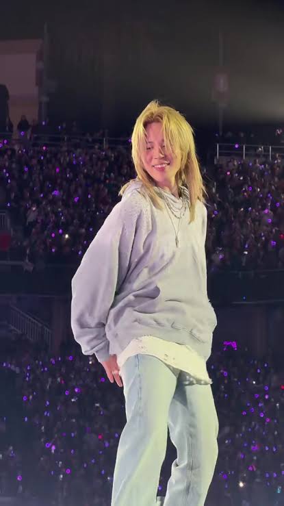 Jimin BTS biểu diễn nhẹ nhàng uyển chuyển — phân tích động tác