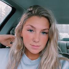 gracie doyle (@graciedoyyyy)