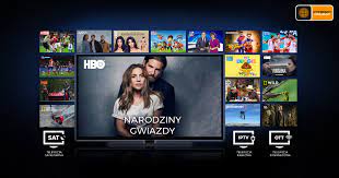 Serwis cyfrowy polsat go zawiera materiały bezpłatne, wybrane materiały dostępne bez dodatkowych opłat zgodnie z posiadaną ofertą telewizji satelitarnej w ramach usługi katalogi online oraz bazę płatnych materiałów na odrębne zamówienie. Cyfrowy Polsat Go