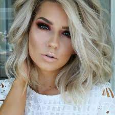 Pin By Carolyn Ostarly Monte On Makeup Hair Styles Short Hair Styles Medium Hair Styles