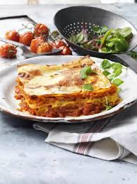 Creamy Venezuelan Style Lasagna With Bechamel Sauce Recipe Lasagna Lasagna With Bechamel Sauce Pasta Dishes