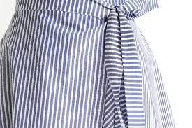 Modèle de jupe asymétrique en jersey épais, ceinture et empiècements contrastés (version grise/noire) ou non. Le 4001 Pdf Jupe Portefeuille Asymetrique Evasee Et Ceinturee