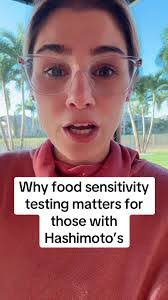 Marissa Strauss's Instagram, Twitter & Facebook