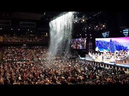 André rieu & his johann strauss orchestra performing volare live in bucharest, romania. Andre Rieu Live In Cluj Napoca April 2019 Intro Funny Snow Scene Youtube