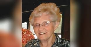 Maxine Judd's Instagram, Twitter & Facebook