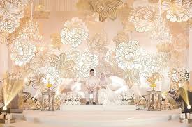Cust bulan mei request hydrangea merahhh mini pelamin simple sebarang pertanyaan boleh dm @ whatsapp sis. Tips Pilih Pelamin Sanding Yang Bakal Pengantin Patut Tahu