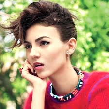 Fashion Editorial — Danielle Combs