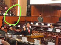 The malaysian government's decision to reconvene parliament has been welcomed. The Ghost Captured In The Parliament Was Not Actually A Ghost News Rojak Daily