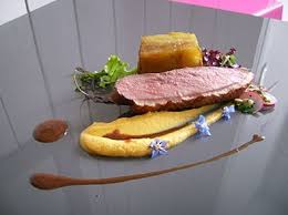 Magret De Canard Roti Feve Tonka Pommes De Terre Boulangeres Pommes De Terre Boulangere Canard Roti Magret De Canard