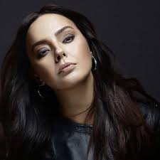 دانلود گلچین بهترین آهنگ های ابرو گوندش