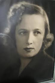 Phyllis Daly Obituary (1925