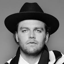 Joel Houston's Instagram, Twitter & Facebook