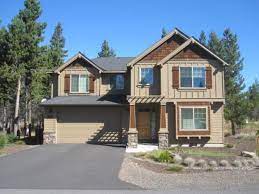 What You Get For Under 200 000 Real Estate Hgtv Frontdoor House Styles Sell My House Selling House