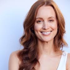 Molly Ritter's Instagram, Twitter & Facebook