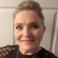 Stephanie Snead's Instagram, Twitter & Facebook